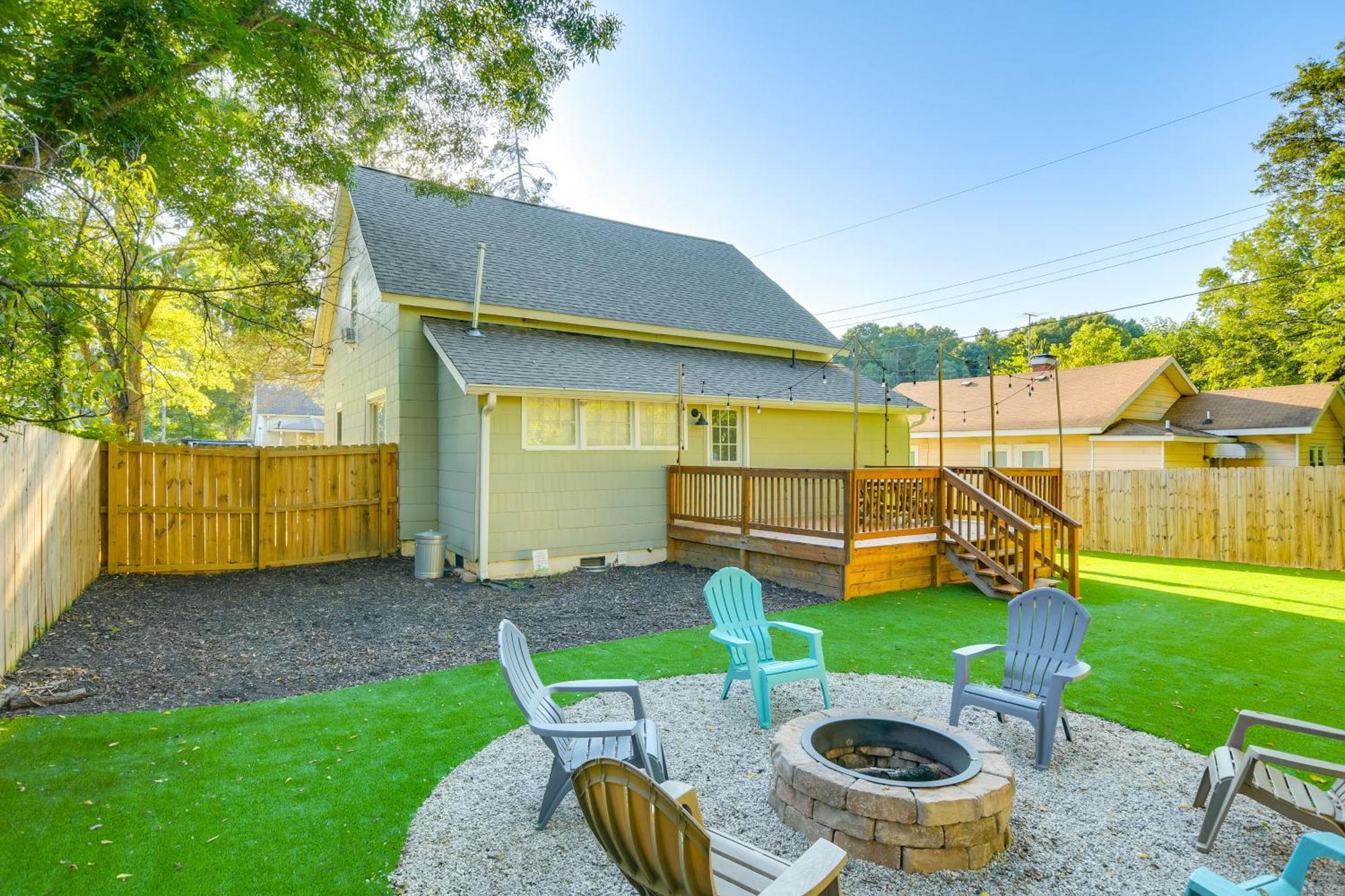 Greenville Escape With Deck And Fire Pit! Exterior photo
