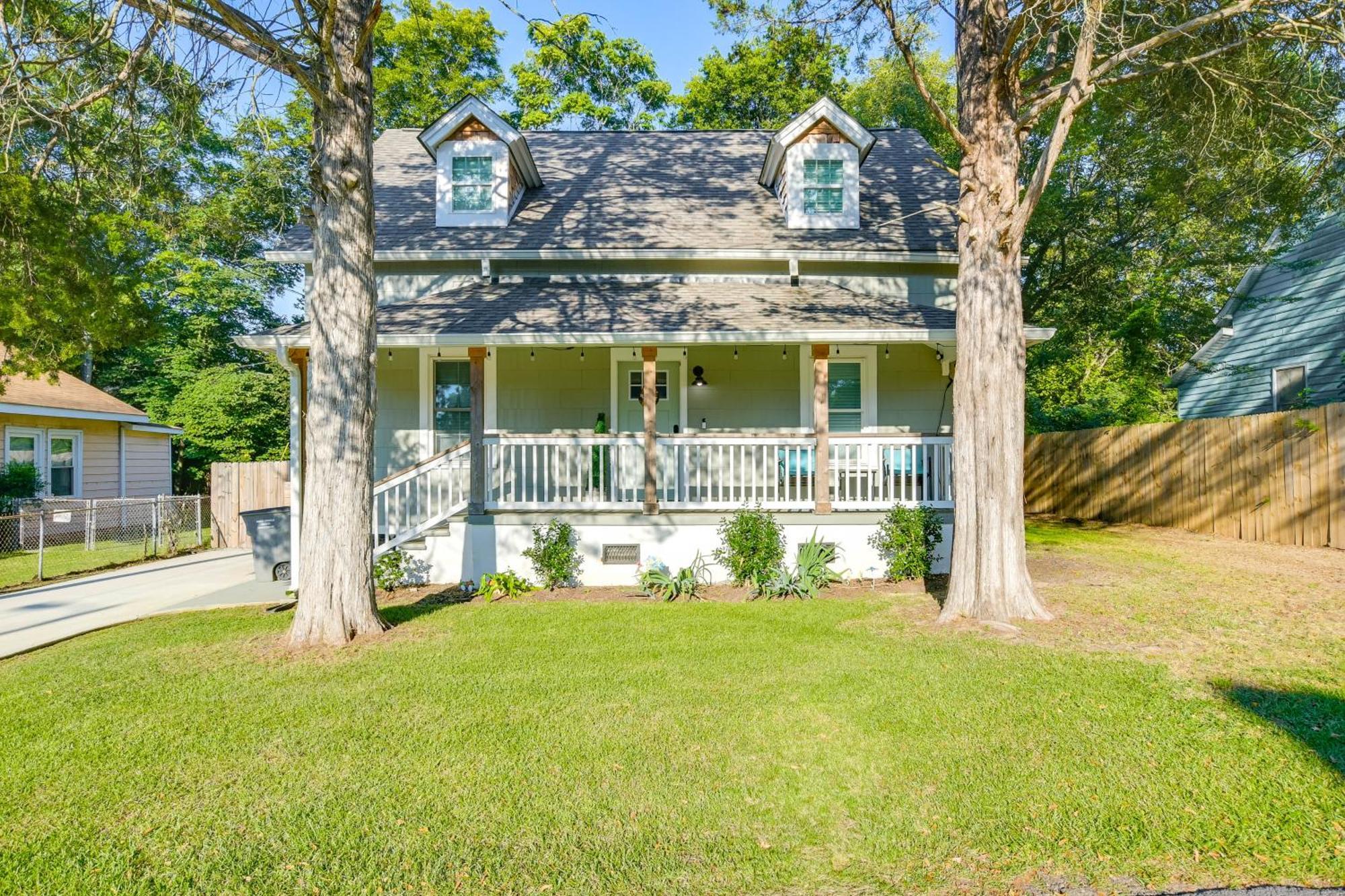 Greenville Escape With Deck And Fire Pit! Exterior photo