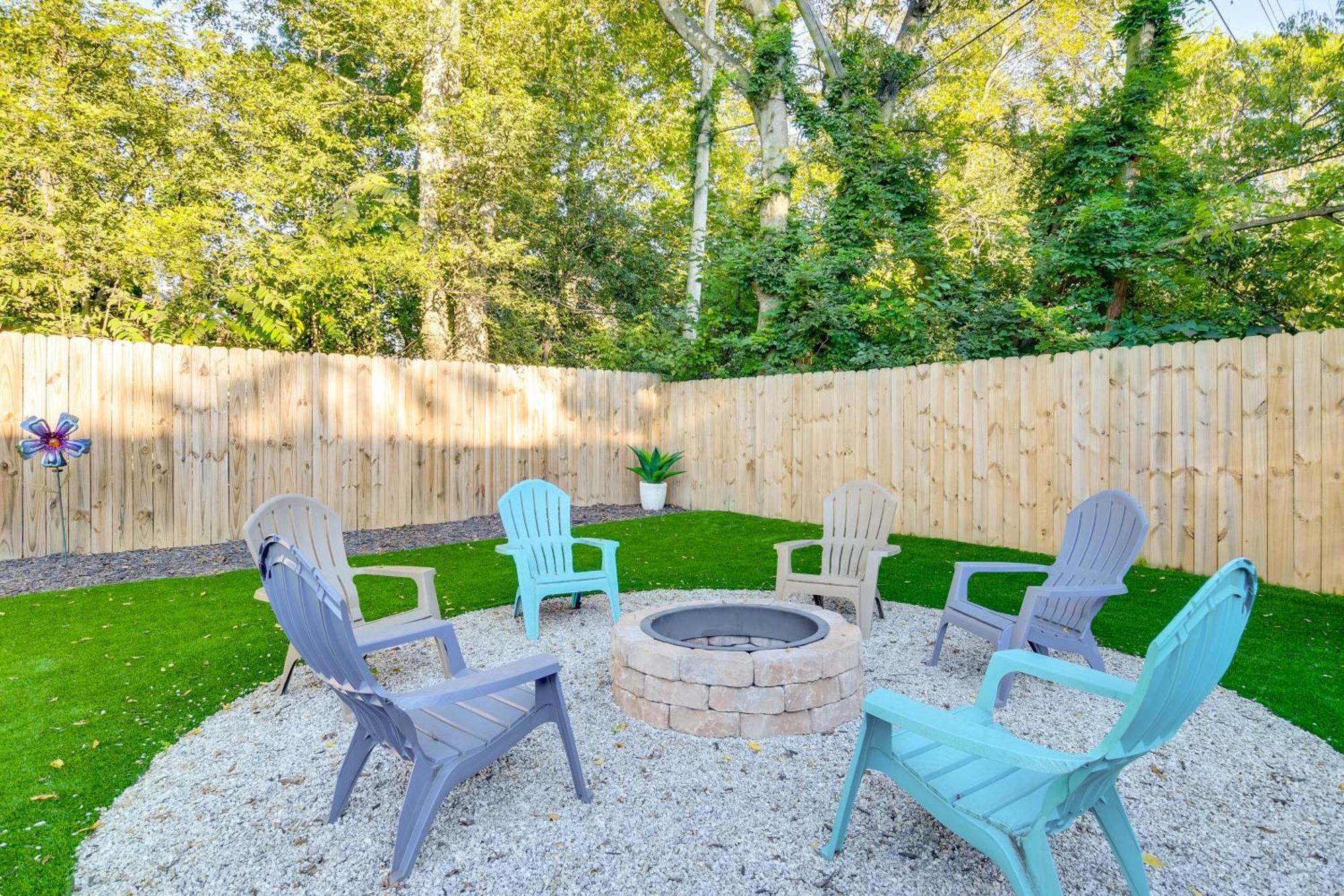 Greenville Escape With Deck And Fire Pit! Exterior photo